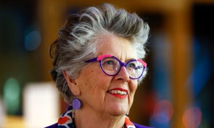 Prue Leith, 85 ans, annonce un départ choc de The Great British Bake Off après 9 ans