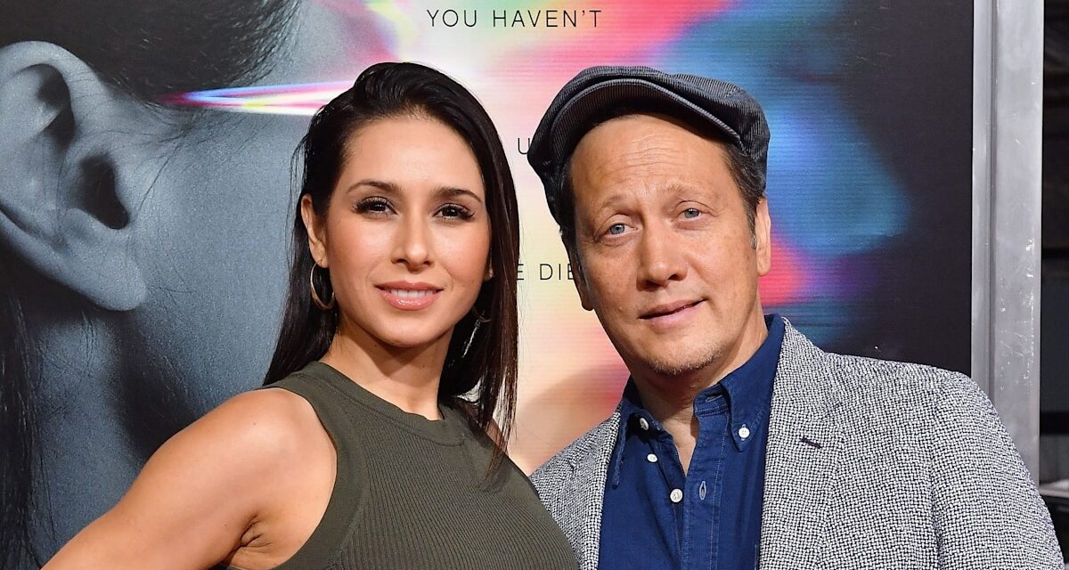 Rob Schneider fait face à un troisième divorce alors que sa femme dépose une demande après 15 ans