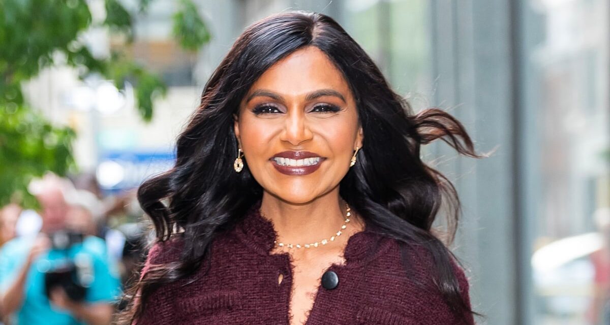 Mindy Kaling partage son retour avec ses fans alors qu&rsquo;elle réfléchit à sa perte de poids de 40 livres