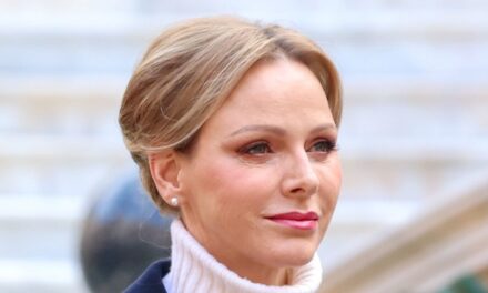 La princesse Charlene a les cheveux les plus longs depuis 15 ans après une transformation totale