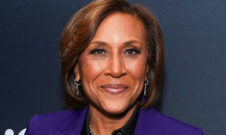 Robin Roberts de GMA révèle ce qu&rsquo;elle ressent vraiment face aux « pressions » intenses de son rôle