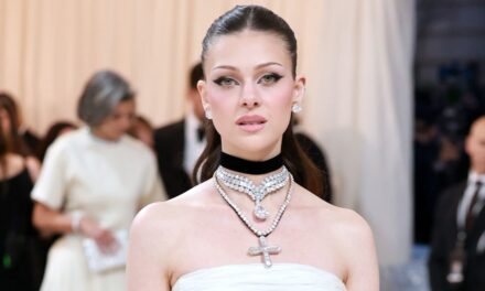 Dans la collection de bijoux de Nicola Peltz Beckham, d&rsquo;une valeur de 6 millions de livres sterling