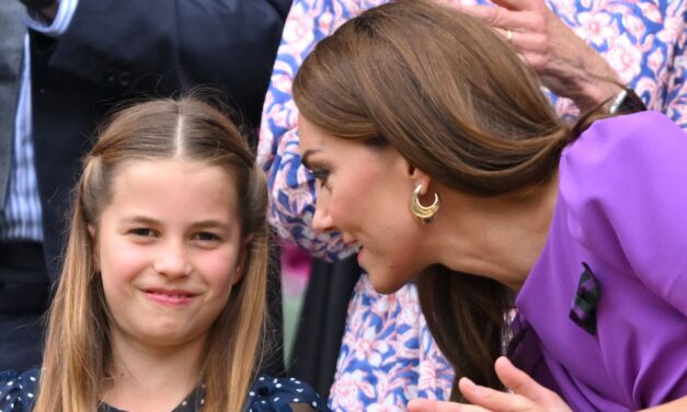 Les « étapes vers l&rsquo;indépendance » subtiles de la princesse Charlotte lors de ses sorties avec sa mère, la princesse Kate