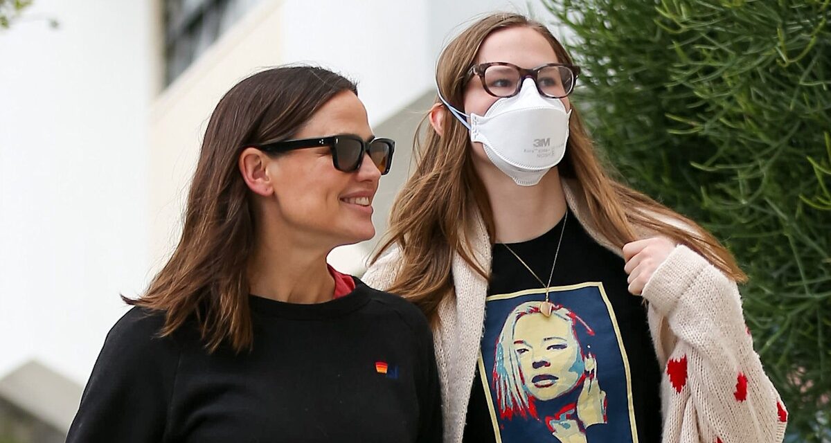 Jennifer Garner partage un moment doux-amer avec sa fille Violet quelques heures avant les Golden Globes