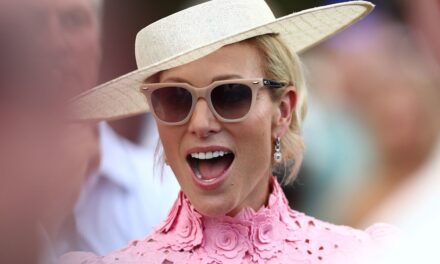Zara Tindall a un moment Barbie dans la robe rose la plus rêveuse – et elle est disponible à la boutique