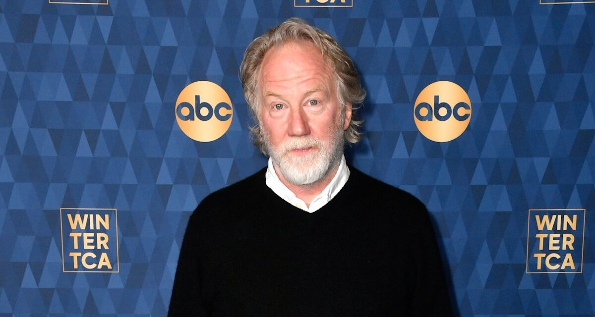 Timothy Busfield se rend à la police au milieu d&rsquo;allégations de maltraitance d&rsquo;enfants
