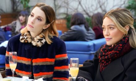 Emily vous manque à Paris ? Le « joyau oublié des 7 saisons » de Netflix comblera le vide