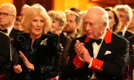 Royal Family LIVE : soirée glamour du roi Charles, anniversaire du duc de Westminster et plus encore