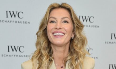 Gisele Bündchen revient sur l&rsquo;année à venir avec son bébé et son nouveau mari : « Tant d&rsquo;amour »