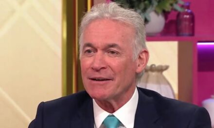 Le Dr Hilary Jones de Lorraine publie une mise à jour sur son état de santé après avoir été transportée d&rsquo;urgence à l&rsquo;hôpital