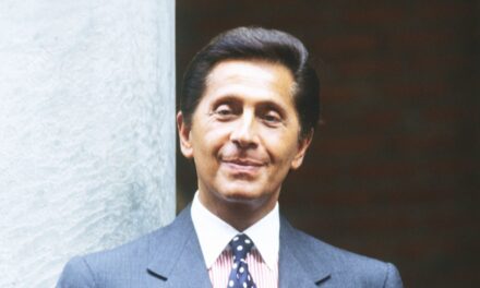 L&rsquo;éloge funèbre d&rsquo;un rédacteur de mode au célèbre créateur Valentino Garavani