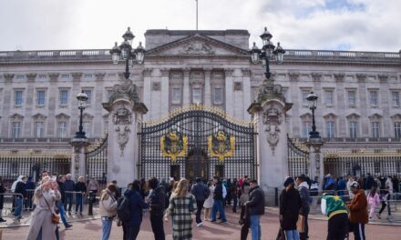 L’intrus du palais de Buckingham envoie les Londoniens dans une chute libre