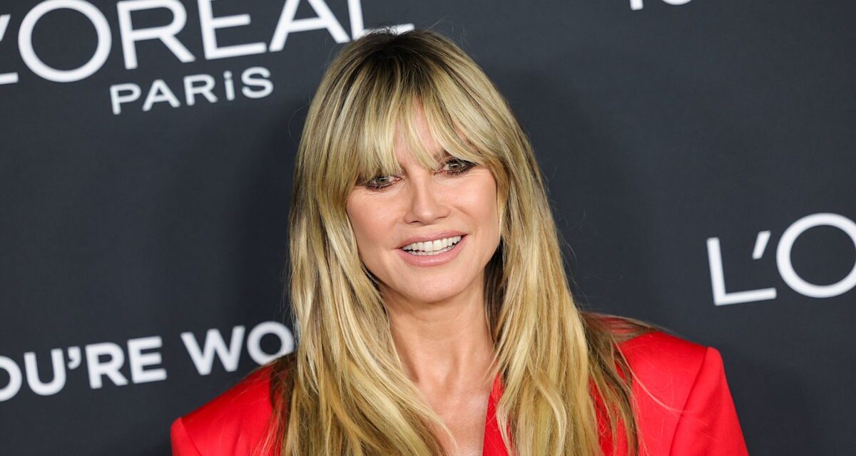 Heidi Klum, 52 ans, montre son physique incroyable lors d&rsquo;un entraînement en bikini pendant les vacances