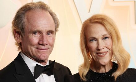 À l&rsquo;intérieur des 33 ans de mariage de Catherine O&rsquo;Hara avec Bo Welch après que le célèbre réalisateur ait joué le rôle d&rsquo;entremetteuse