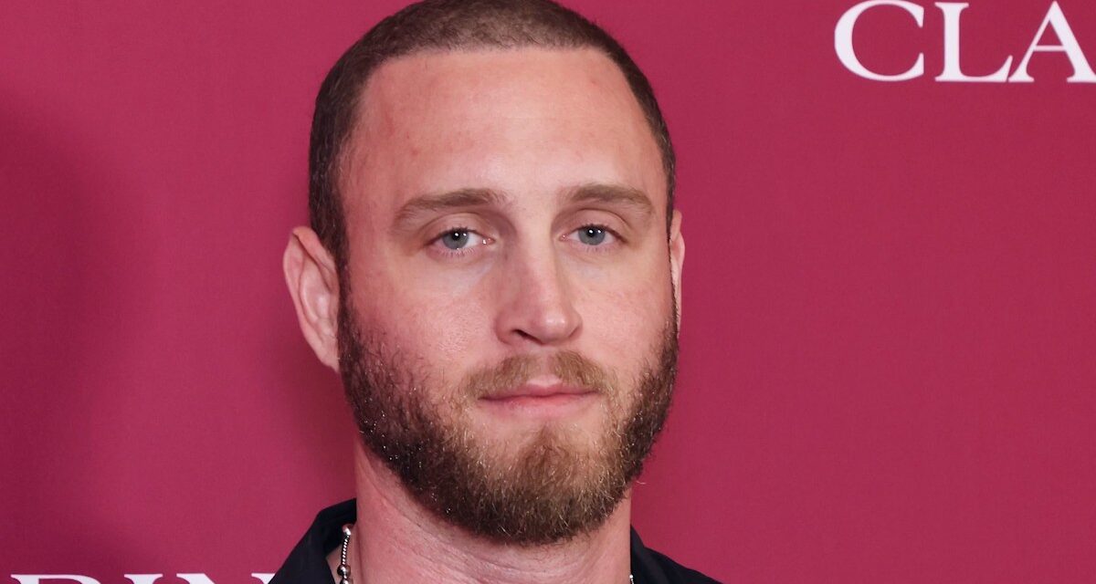 Chet Hanks révèle la surprenante star country qui lui a donné des conseils – en exclusivité