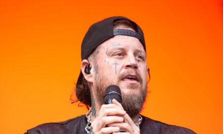 Jelly Roll avoue qu&rsquo;il « n&rsquo;a pas utilisé » le GLP-1 pour perdre près de 300 livres de poids