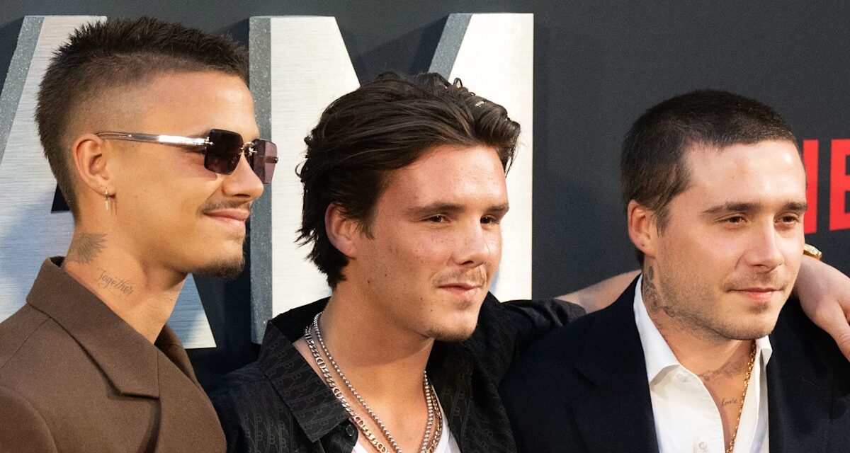 Roméo et Cruz Beckham profitent d&rsquo;un double rendez-vous parisien au milieu d&rsquo;une querelle de famille avec leur frère Brooklyn