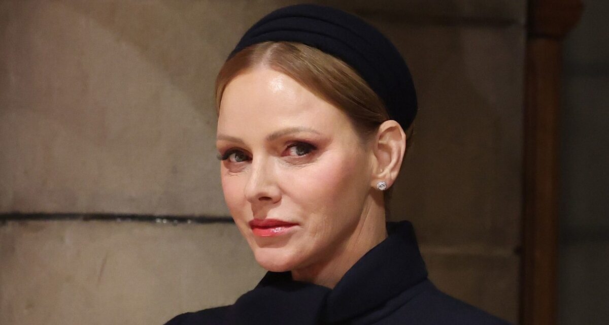 La princesse Charlene est « statuesque » avec des bottes hautes et un sac Prada de 2,7 000 £