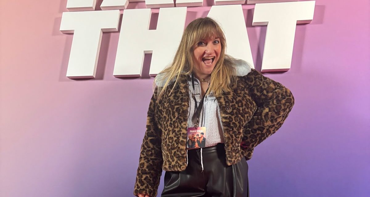 Être un fan de Take That dans la quarantaine aide à réduire mon stress et mon anxiété.