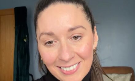 Les Traîtres mettent en vedette la maison privée colorée de Rachel Duffy en Irlande du Nord avec ses 3 enfants