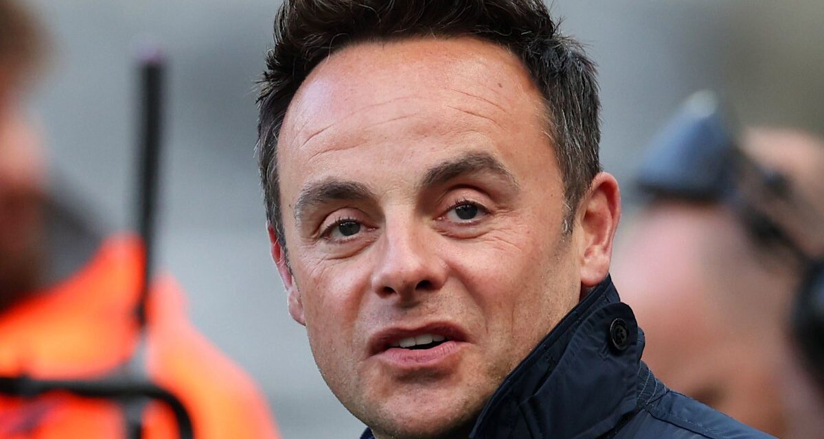 Ant McPartlin échappe au drame du voisin après s&rsquo;être éloigné de son meilleur ami Declan Donnelly