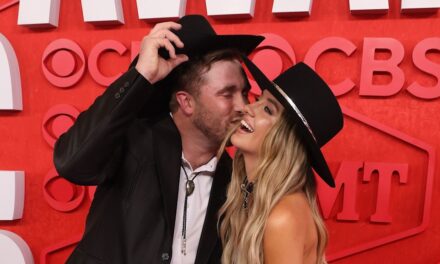 Lainey Wilson annonce des nouvelles « spéciales » que les fans adoreront des mois avant le mariage