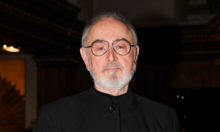 La star de Downton Abbey, Peter Egan, avait une femme et une fille très célèbres