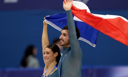 Dans la polémique qui empoisonne Laurence Fournier Beaudry et Guillaume Cizeron, qui viennent de battre les danseurs sur glace olympiques américains