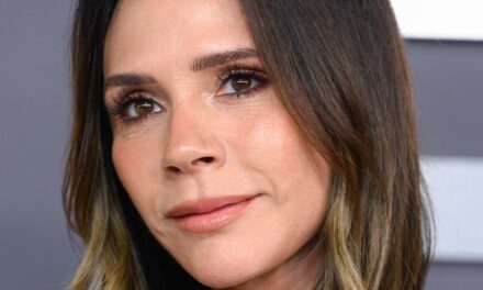 Comment s&rsquo;habiller comme Victoria Beckham (sans le prix du créateur)