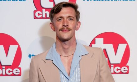 La star des Traitors, Stephen, taquine sa prochaine apparition télévisée de rêve : « Je serai là en un éclair »