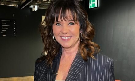 La star de Loose Women, Coleen Nolan, fait demi-tour en matière de perte de poids à 60 ans après une bataille « épuisante »