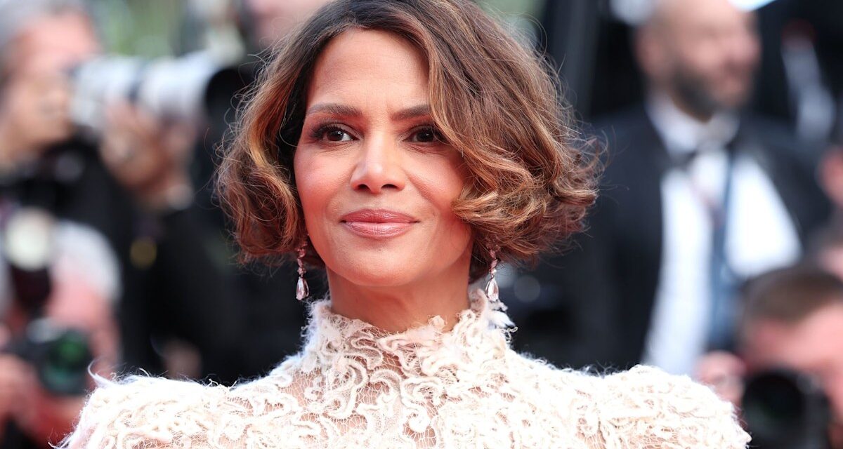 Halle Berry, maman adorée, a du mal alors que sa fille se prépare à quitter la maison : « Difficile à accepter »
