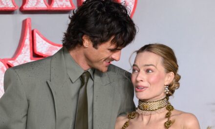 Les démonstrations les plus sexy de chevalerie sur le tapis rouge – et Jacob Elordi vient de nous faire fondre