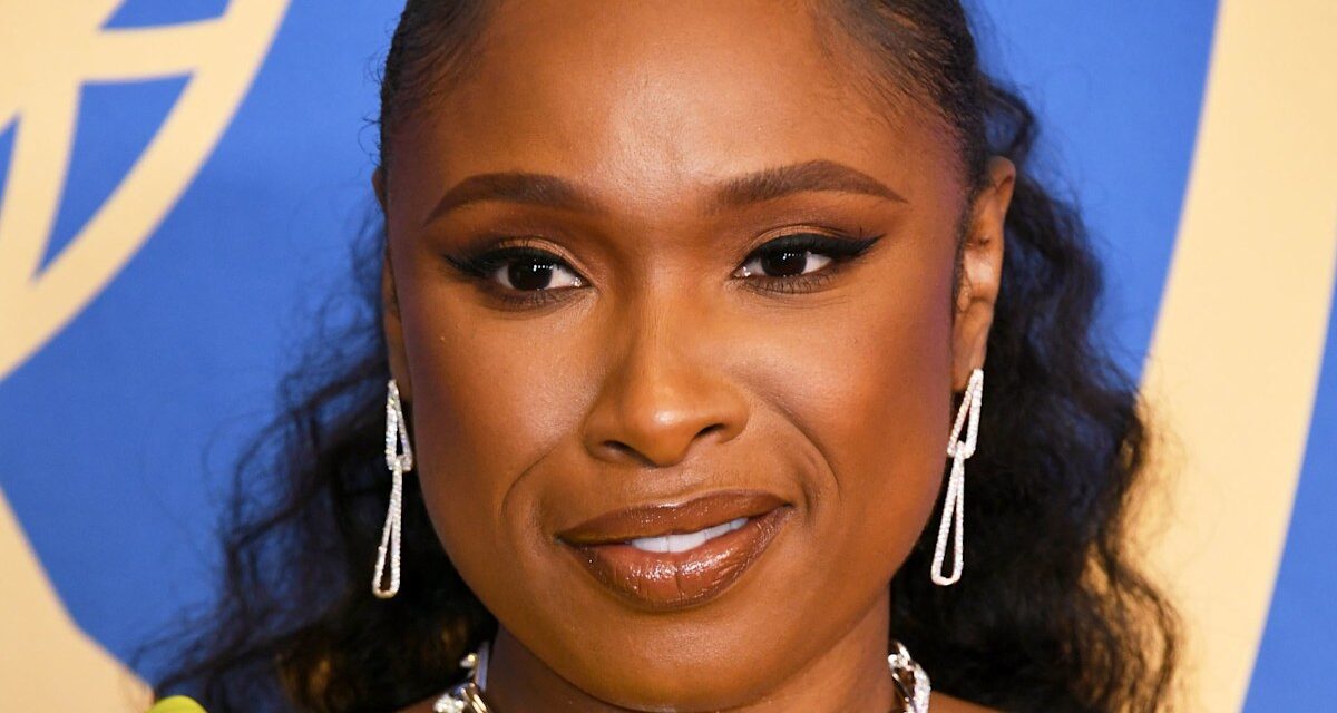 Le fils de Jennifer Hudson domine sa célèbre maman sur une nouvelle photo prise lors d&rsquo;une sortie très spéciale