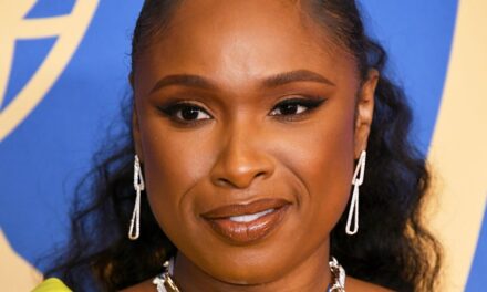 Le fils de Jennifer Hudson domine sa célèbre maman sur une nouvelle photo prise lors d&rsquo;une sortie très spéciale