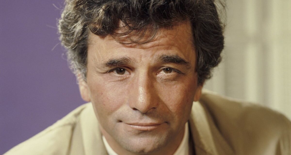 Rencontrez Catherine Falk, la fille du détective privé de la légende de Columbo, Peter Falk.