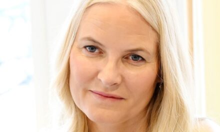 La princesse héritière Mette-Marit a critiqué le mariage royal dans un e-mail divulgué à Jeffrey Epstein