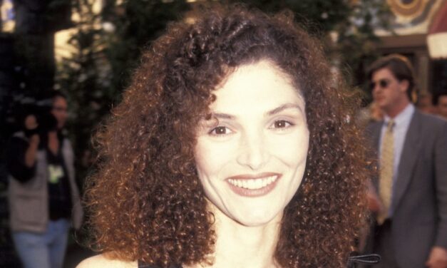 La star de Scarface, 67 ans, a l&rsquo;air intemporelle dans une rare apparence à New York