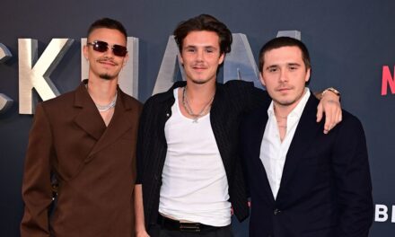 Cruz Beckham suscite une réaction majeure des fans avec une photo de son frère Brooklyn Beckham après avoir affirmé qu&rsquo;il « ne veut pas de réconciliation »