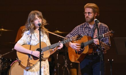 Les nouveaux mariés Maya Hawke et Christian Lee Hutson occuperont le devant de la scène lors d&rsquo;un événement étoilé à New York – détails