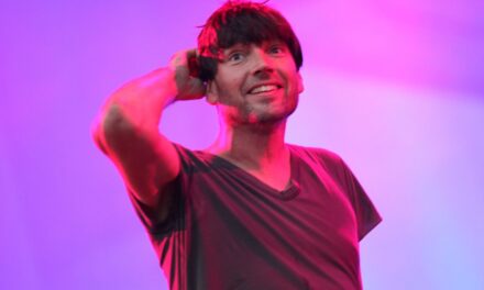 Alex James révèle ses réflexions honnêtes sur Liam Gallagher – et la réaction de Blur à la tournée Oasis – en exclusivité