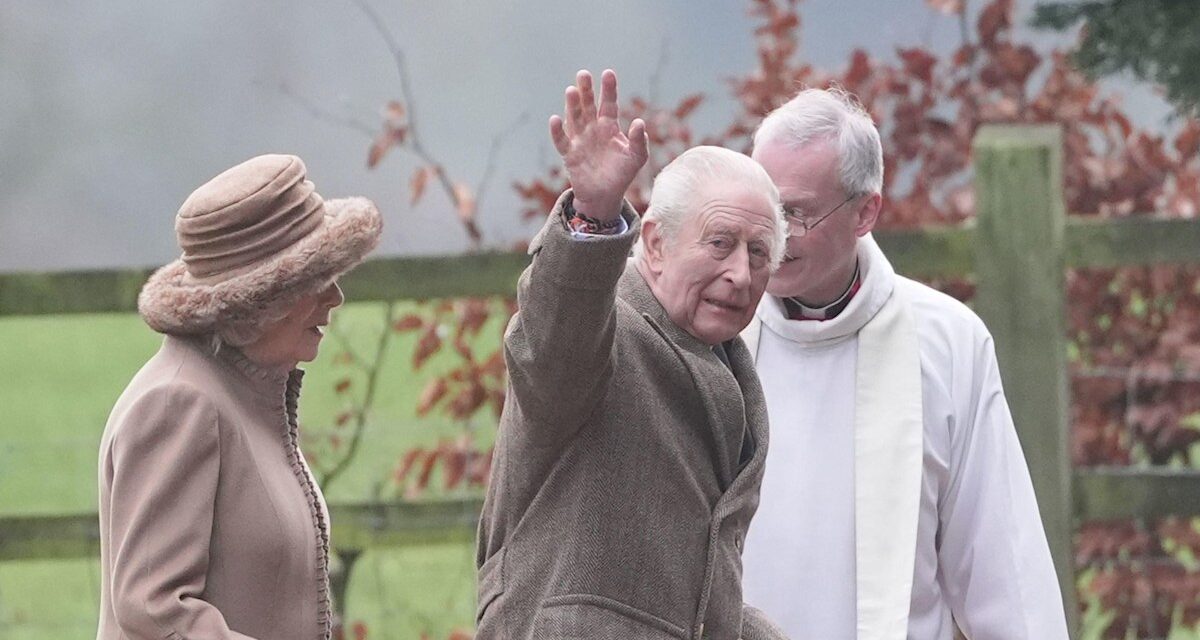 Le roi Charles fait sa deuxième sortie publique en 24 heures après une apparition surprise au parkrun