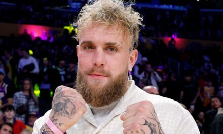 Rencontrez Jutta Leerdam, la fiancée de Jake Paul, qui a remporté l&rsquo;or aux Jeux olympiques d&rsquo;hiver de 2026