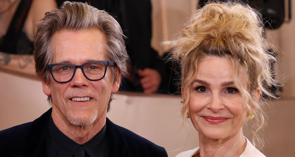 Le « selfie vintage » de Kevin Bacon et Kyra Sedgwick est trop beau pour le manquer