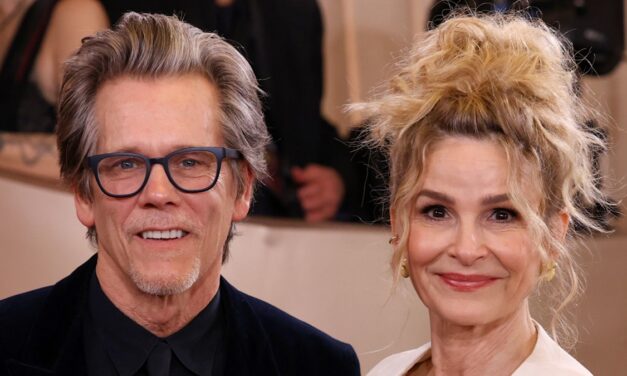 Le « selfie vintage » de Kevin Bacon et Kyra Sedgwick est trop beau pour le manquer
