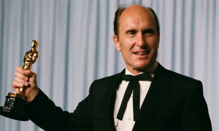 Robert Duvall décède « paisiblement chez lui » à l&rsquo;âge de 95 ans alors que sa famille publie une déclaration émouvante