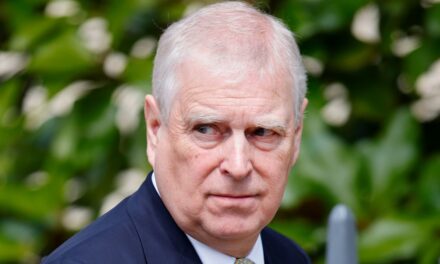 Andrew Mountbatten-Windsor amène le regretté Queen&rsquo;s Corgis à Norfolk dans un contexte d&rsquo;incertitude concernant la garde