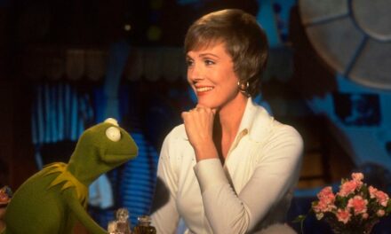 Découvrez les meilleures rencontres de célébrités des Muppets — et les vraies voix derrière les marionnettes