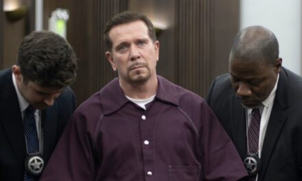 La star de The Wire, Bobby J Brown, est décédée à l&rsquo;âge de 62 ans, suite au décès récent de deux co-stars de la série.