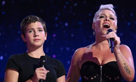 Pink revient sur son voyage avec sa fille Willow lorsque « le monde touchait à sa fin »